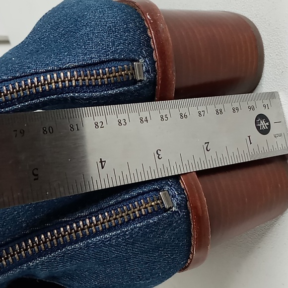 Frye - Denim and Blue Suede Stacked Heel Sandals - 10 - Picture 15 of 16